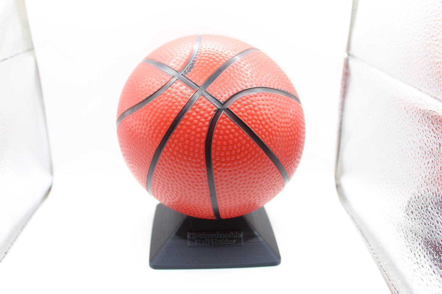3D Printed Customizable Ball Holder